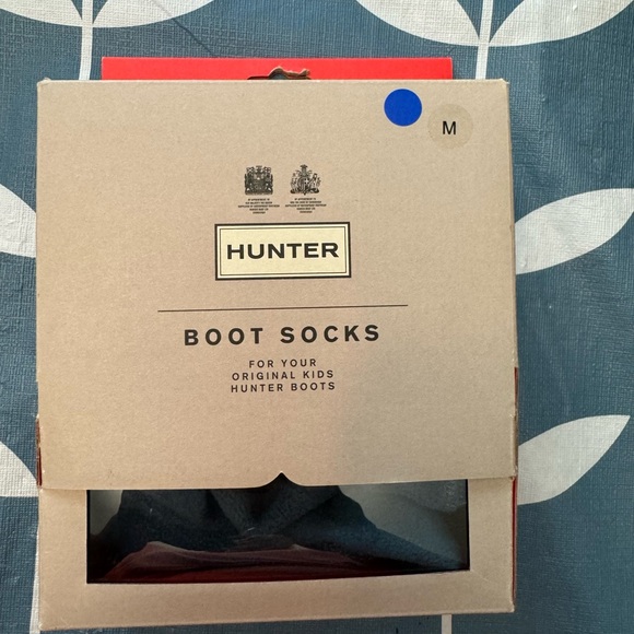 Toddler Navy blue rainboots with original boot socks. - Picture 7 of 8